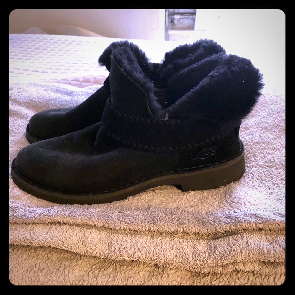 Ugg McCay Boot —Black